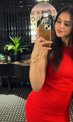Busty Escort inWorli